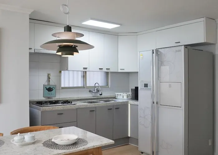 Hongdae Sunlight House-3room2bath Ferienhaus Seoul